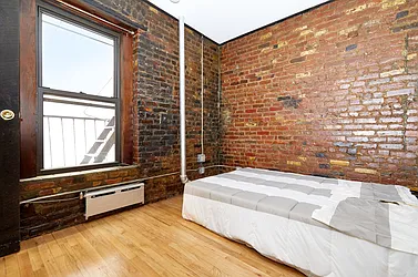 Rented by PocketBroker Inc