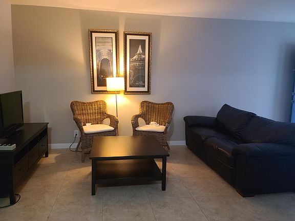 4th image of 147 14th St #3