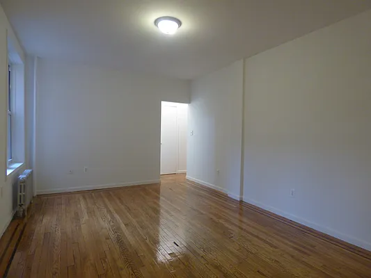 Rented by Roth Realty Management LLC | media 16