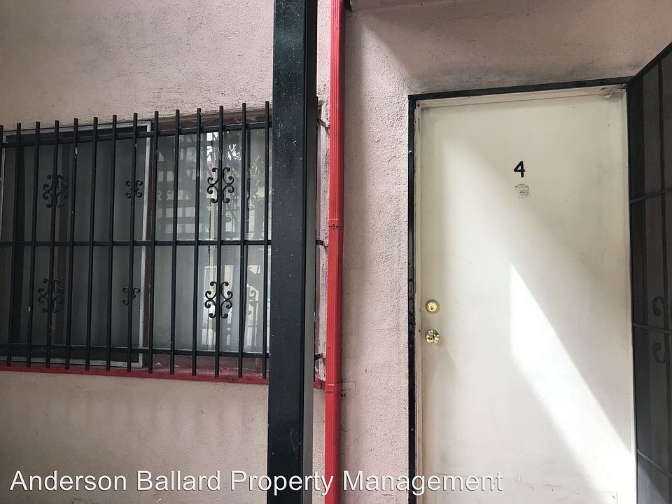 1st image of 1400 S Bonnie Brae St APT 04