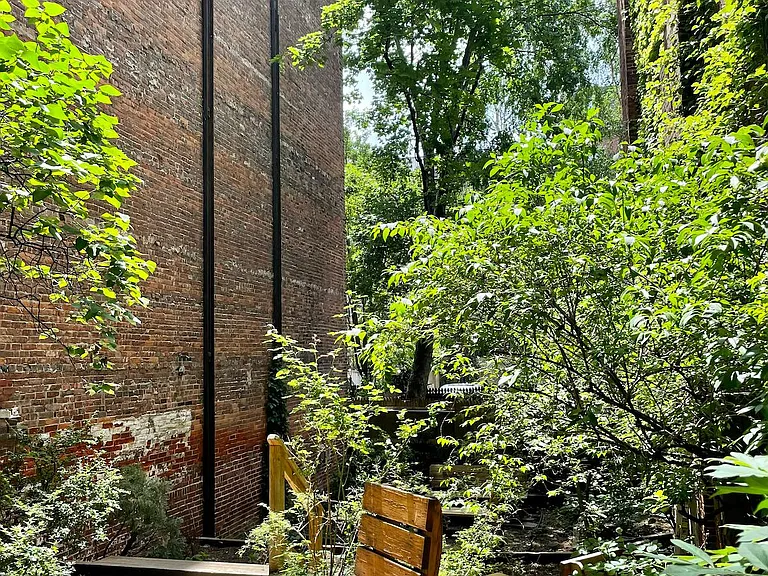 70 Rutland St #3 — Photo 23