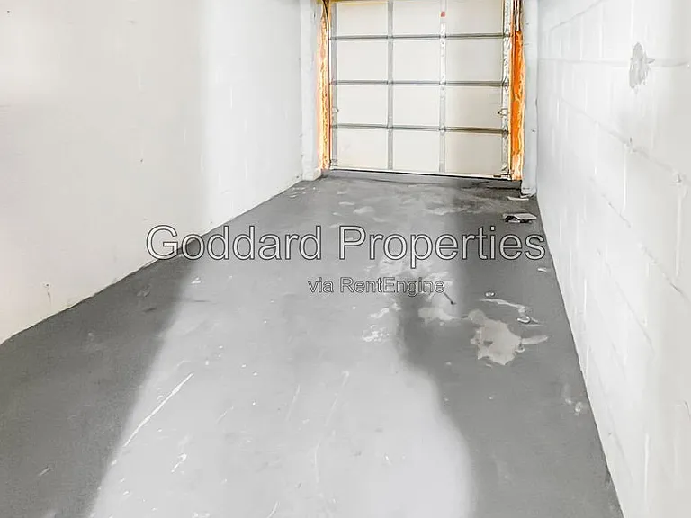 37 N Bernice Ave — Photo 20