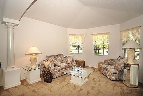 4th image of 6002 Catlin Dr