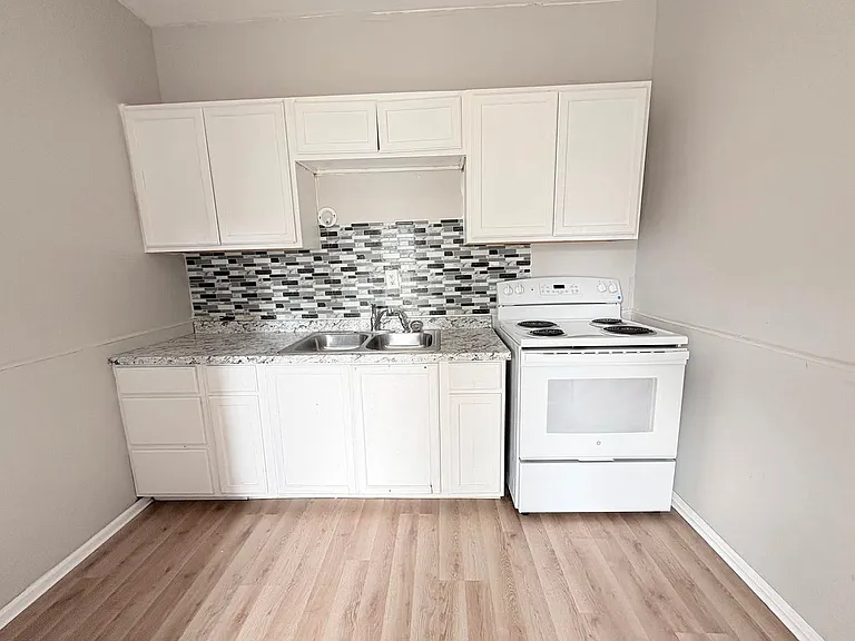 42 Garfield Pl — Photo 6