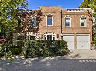 4620 Foxhall Cres NW, Washington, DC 20007