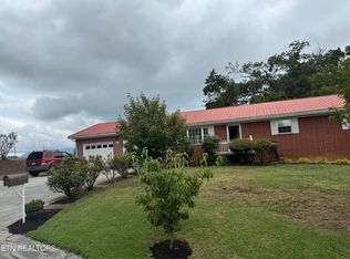 581 Summit Ridge Dr, Newport, TN 37821