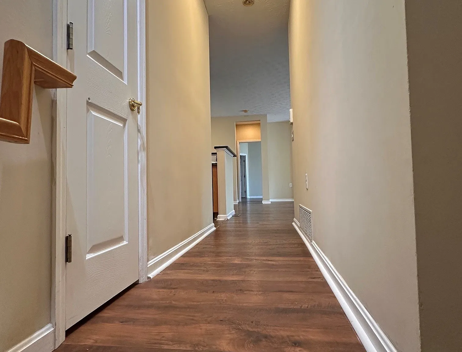 7609 Mansion Cir — Photo 4