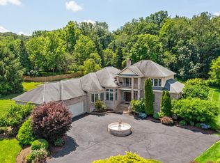 3417 Lake Pointe Dr, Harrisonburg, VA 22801