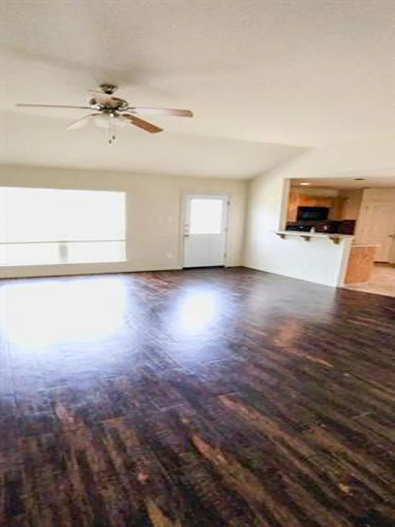 3410 Plateau Street — Photo 3
