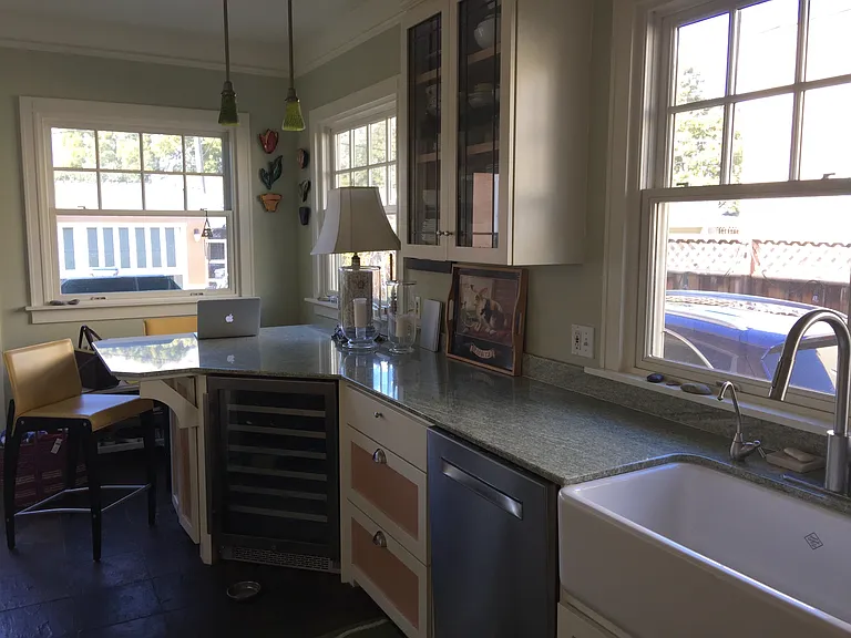 1171 Yosemite Ave — Photo 14