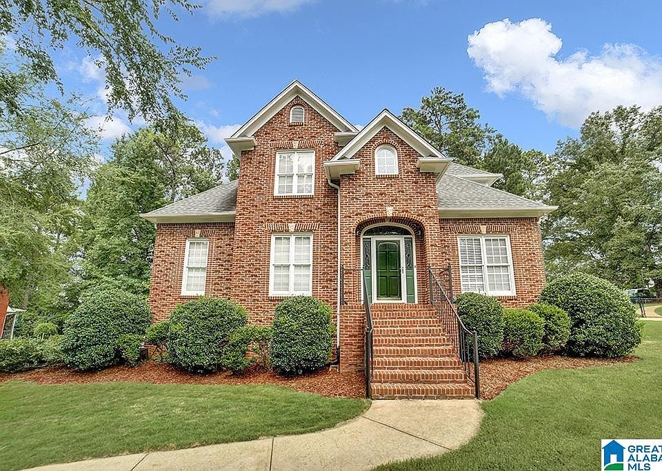 1st image of 6915 Woodvale Ln