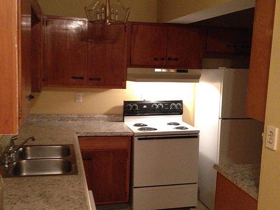 5th image of 1501 Delta Dr