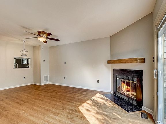 4th image of 6373 Chimney Wood Ct