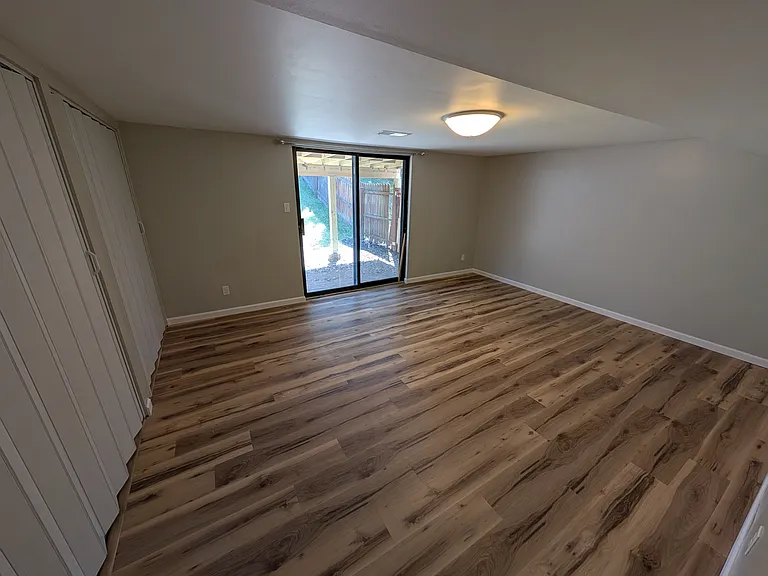 215 Parkwood Dr #MAIN — Photo 13