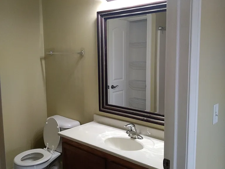 920 Marquette Ave #306 — Photo 16