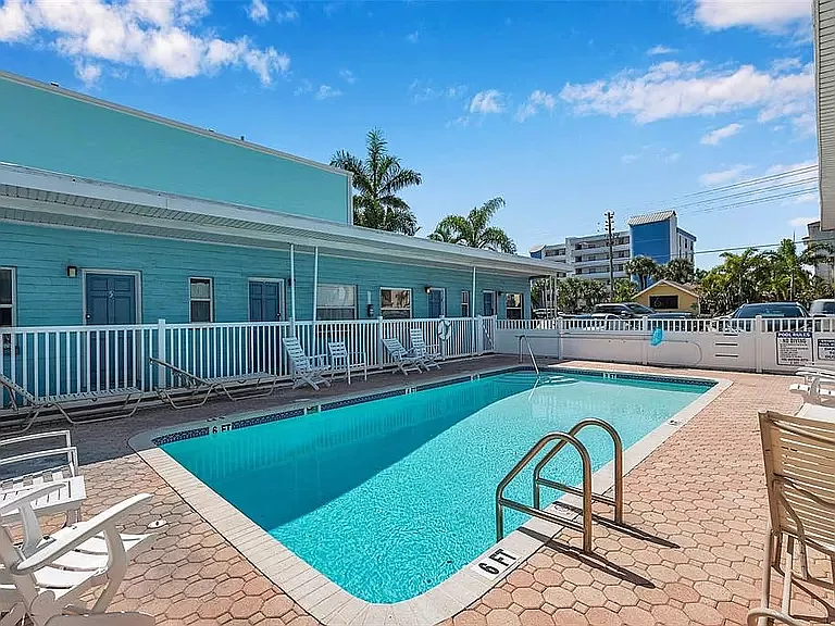 13343 Gulf Blvd — Photo 2