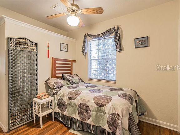 3rd image of 3909 W Morrison Ave