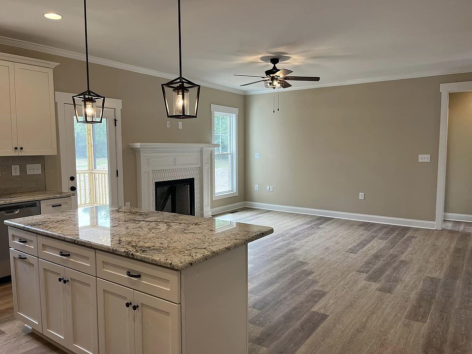 2nd image of 13845 Burgess Rd