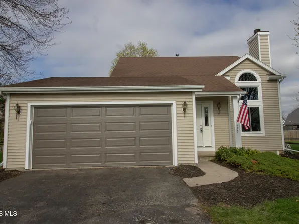 1538 Eaglecrest Rd, Perrysburg, OH 43551