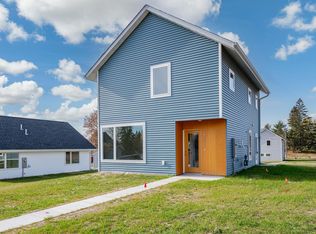 711 NW 7th Ave, Grand Rapids, MN 55744