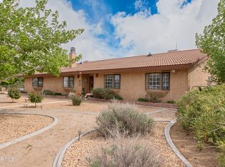 2212 W Avenue O8, Palmdale, CA
