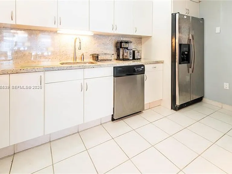 9341 Collins Ave #1204 — Photo 9