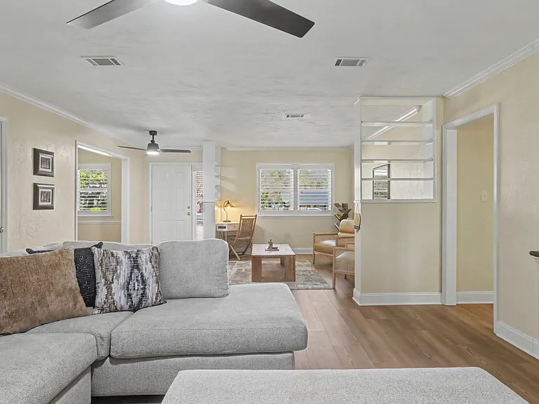 3231 N Shannon Lakes Dr — Photo 6