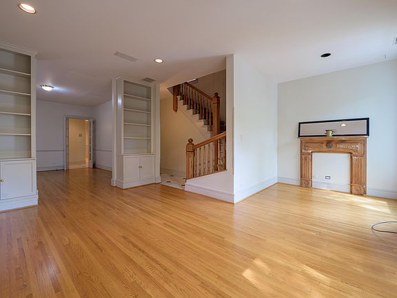 3rd image of 1726 N Cleveland Ave #2