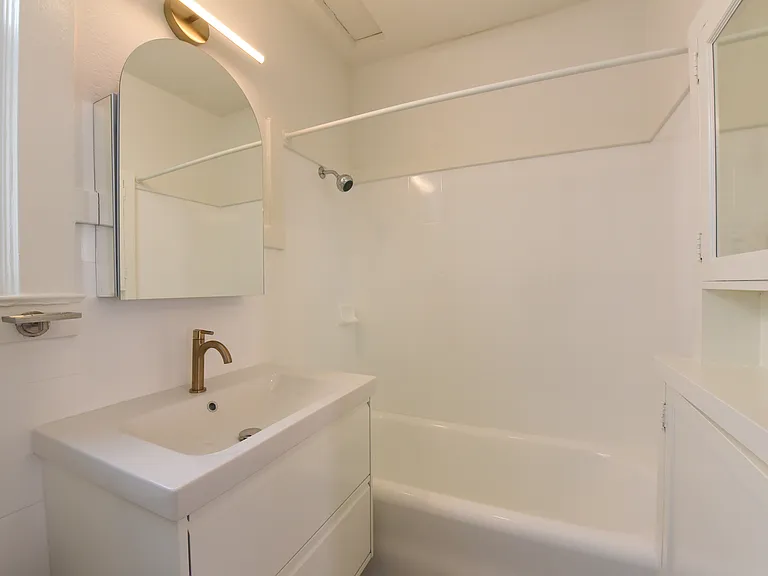 3232 21st St #5 — Photo 7