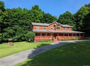189 N Fostertown Rd, Newburgh, NY 12550