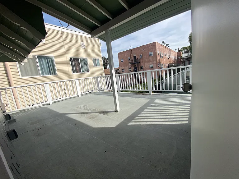 2114 Bonsallo Ave #2 — Photo 15