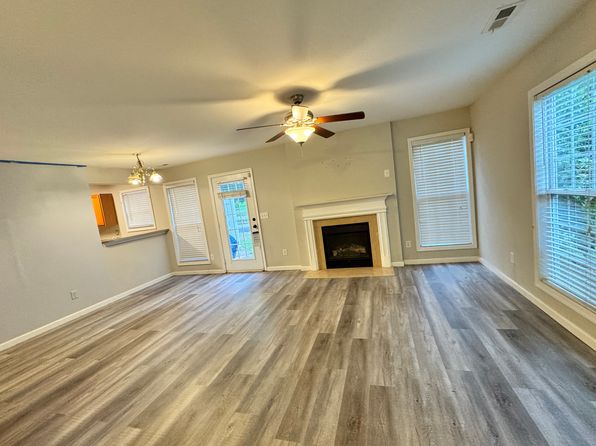 1804 Butterfly Ln