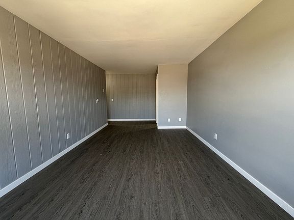 2nd image of 910 Richard Dr #17