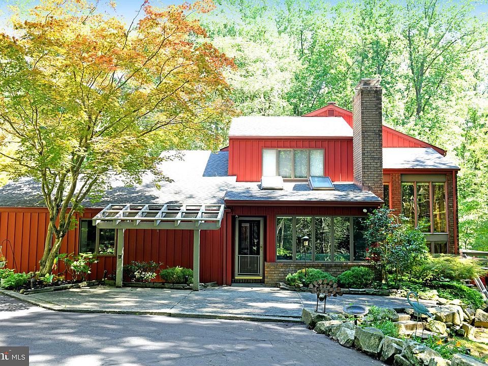 1st image of 405 Prospect Mill Rd
