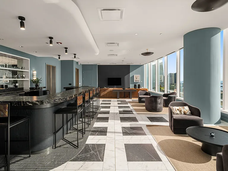 1000M Apartments — Photo 23