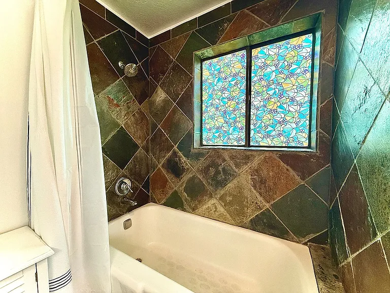 8730 N Silver Spur Rd — Photo 57