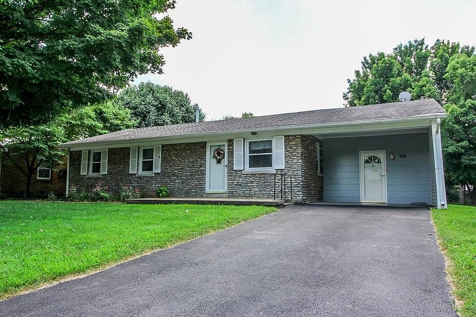 1st image of 709 Hilltop Dr
