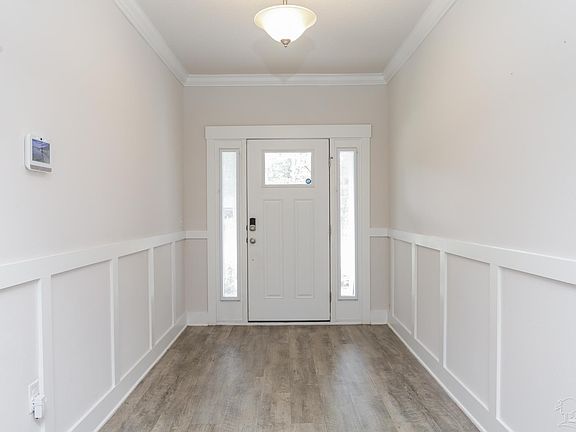 3rd image of 6181 Cherry Hill Cir