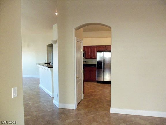 3rd image of 3413 Amish Ave #0