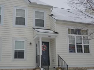 7091 Donerail Dr, New Albany, OH 43054