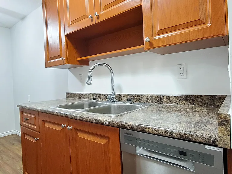 5135 Newton St — Photo 10