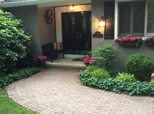 10 Ashbrooke Dr, Voorhees, NJ 08043