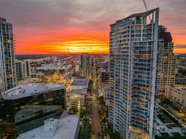175 1st St S APT 1104, Saint Petersburg, FL 33701