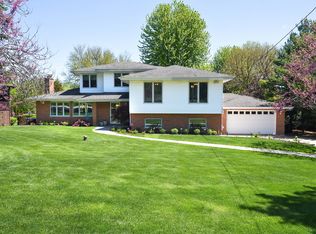 8101 Highland Ave, Downers Grove, IL 60516