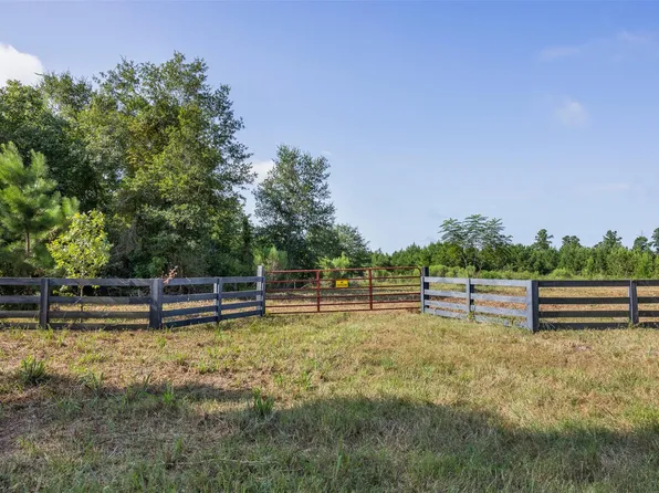 109 Old Sign Rd, Midway, TX 75852