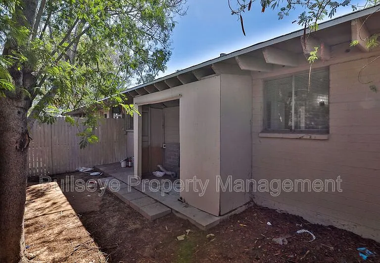 621 S California St #A — Photo 19