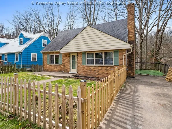 620 Gordon Dr, Charleston, WV 25314