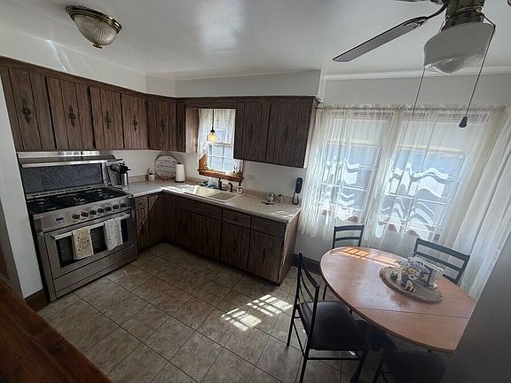 2nd image of 10724 S Drake Ave Unit 7