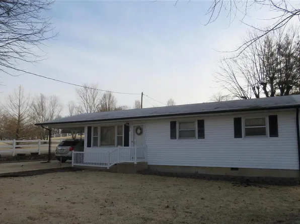 570 Rustic Ln, Ellington, MO 63638