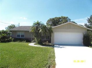 512 NW Avens St, Port Saint Lucie, FL 34983